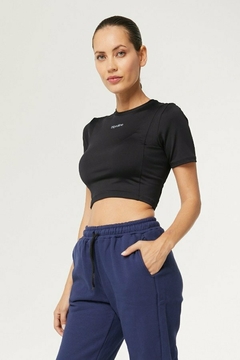 CROPTOP MC BLAK - comprar online