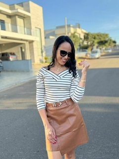 Blusa ombro à ombro listrada