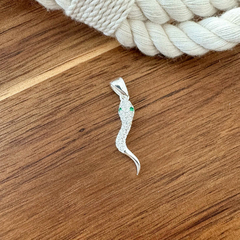 Pingente de Prata Cobra Cravejado Zircônias