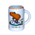 Mini caneca com ilustração de uma capivara andando de bicicleta, com a inscrição Curitiba - PR.