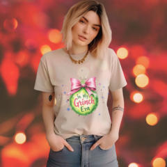 Camiseta Navidad Chic para Mujer - Estilo y Comodidad - Designs Pame