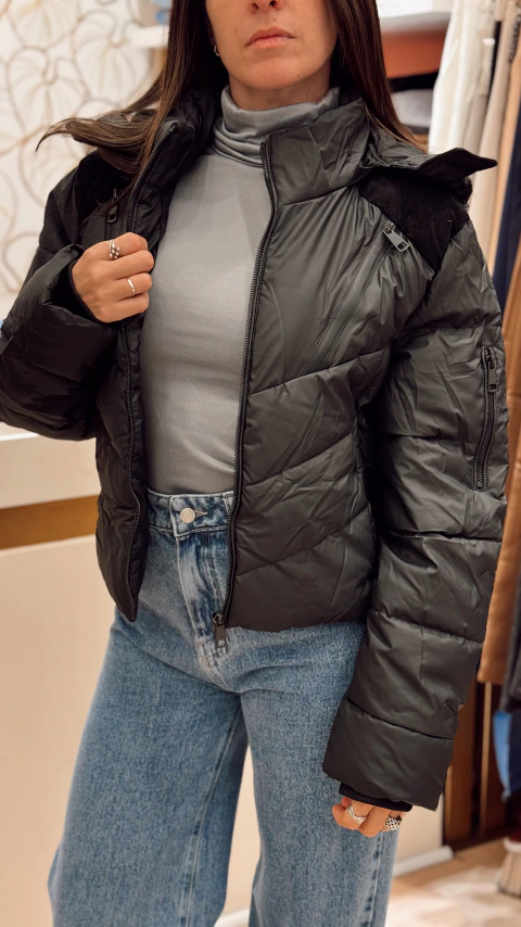 CAMPERA BLACK