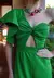 MACACÃO FEMININO OMBRO SÓ MANGA BABADOS VERDE ESMERALDA na internet