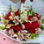 Buquê de 12 flores: Rosa, boca de leão e astromélia + chocolate