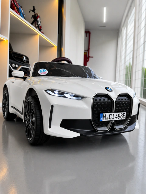 Carrinho Elétrico Infantil Motorizado Bmw I4 Branco