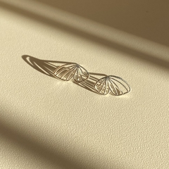 Brinco Asa de Borboleta na internet