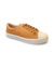 Tênis feminino básico na cor caramelo com detalhes brancos na parte da frente.
