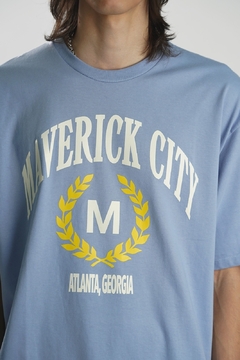 Remera Maverick en internet