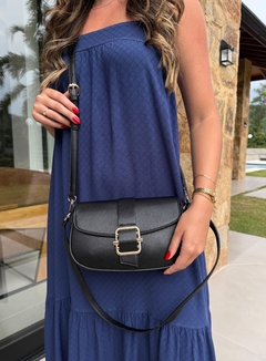Bolsa com fivela no detalhe - comprar online