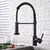 Torneira de cozinha Matte Black Pull Down, Bocal de modos duplos Misturador de água quente e fria Crane Tap, Brass Spring, Torneiras de pia de cozinha