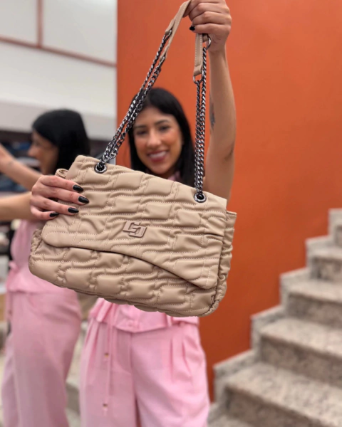 Bolsa Colcci Matelasse M na internet