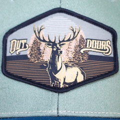 GORRA CON APLICACIÓN HD VENADO - RODEO RIDER®