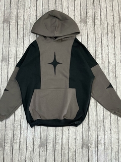 Hoodie A Dark en internet