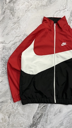 Campera NIKE R&B en internet
