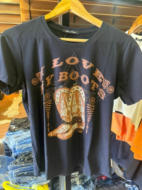 T shirt my boots Moon Horse preta - comprar online
