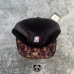 VICERA PLANA NEW ERA LOS ANGELES LAKERS NEGRA CERRADA en internet