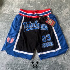 SHORT IMPORTADO NBA TUNE SQUAD NEGRO en internet