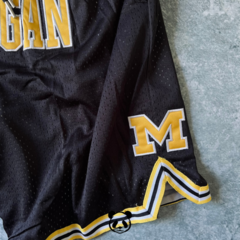 SHORT IMPORTADO MICHIGAN WOLVERINES en internet