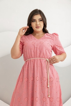 Vestido Heloísa Rosa na internet