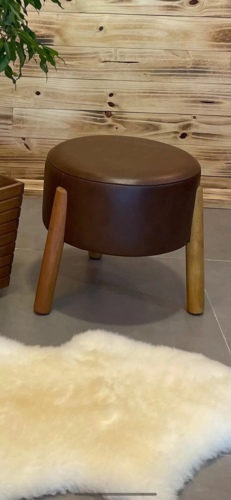 Banqueta em couro legítimo 40 cm Marrom