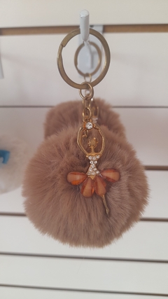CHAVEIROS POMPOM BAILARINA na internet