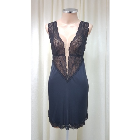 Camisola Com Renda e Tule