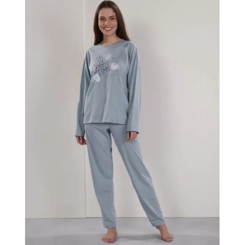 Pijama com blusa e calça comprida
