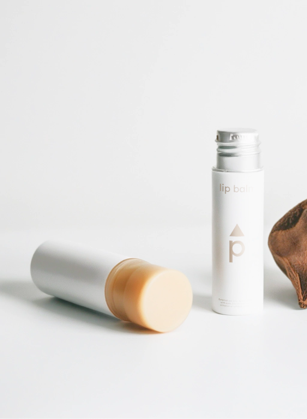 Lip kit: serum + exfoliante + light balm