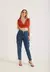 Imagem do Calça Jeans Feminina Mom Fit Cargo DZ20592