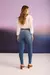 Calça Jeans Feminina Skinny Média com Barra Desmanchada DZ20927 na internet