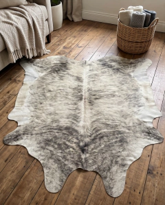 Alfombra cuero de vaca grande en internet