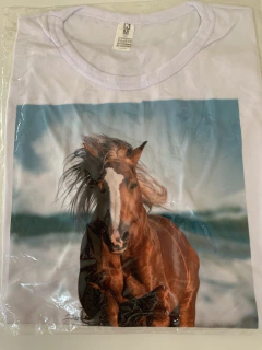 Remera de caballo - tienda online