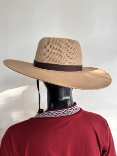 Sombrero pampa ala 10