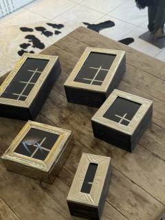 Caja decorativa con tapa de vidrio en internet