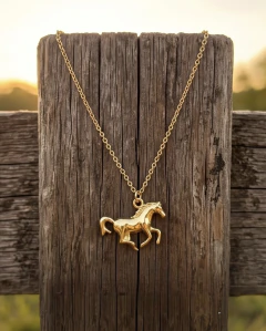 Collar caballo en internet