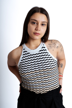 Musculosa cuello alto en internet