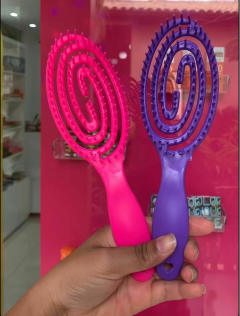 Escova mafe plática / Sortida