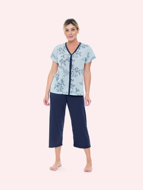 Pijama Feminino Manga Curta Com Calça Capri