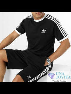 Imagen de CONJUNTO DEPORTIVO ADIDAS RETRO + RELOJ DE REGALO