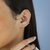 Brinco de Prata Earcuff Quadrado Zircônias