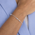 Pulseira de Prata Bolinhas Espaçadas 18cm: Delicadeza e Elegância