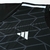 Kit Adidas na internet