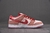 SB Dunk Strange Love en internet