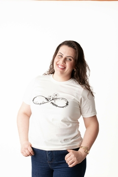 T-Shirt Infinito off white - comprar online