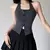 BrickBlack- Top corto con escote halter, espalda abierta, detalle de lazo