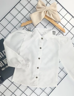 Camisa branca feminina