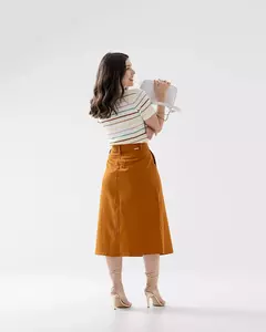 Saia Jeans Evasê na internet