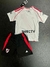 KIT NIÑO RIVER 2024/25 TITULAR en internet