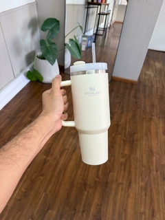 2X1 VASOS QUENCHER 1.2L + BOMBILLAS en internet