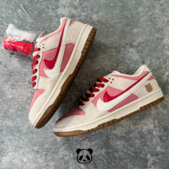 DUNK LOW SE 85 YEAR OF THE RABBIT LOW "BEIGE ROSA" - Flamee